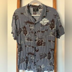 Harley-Davidson Gray Short-Sleeve Button-Up with Brown Motorcycle Motif